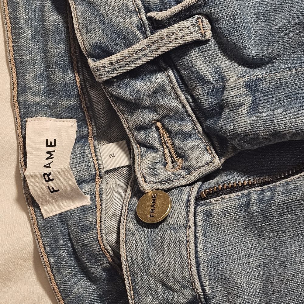 Frame Light Blue Denim Jeans